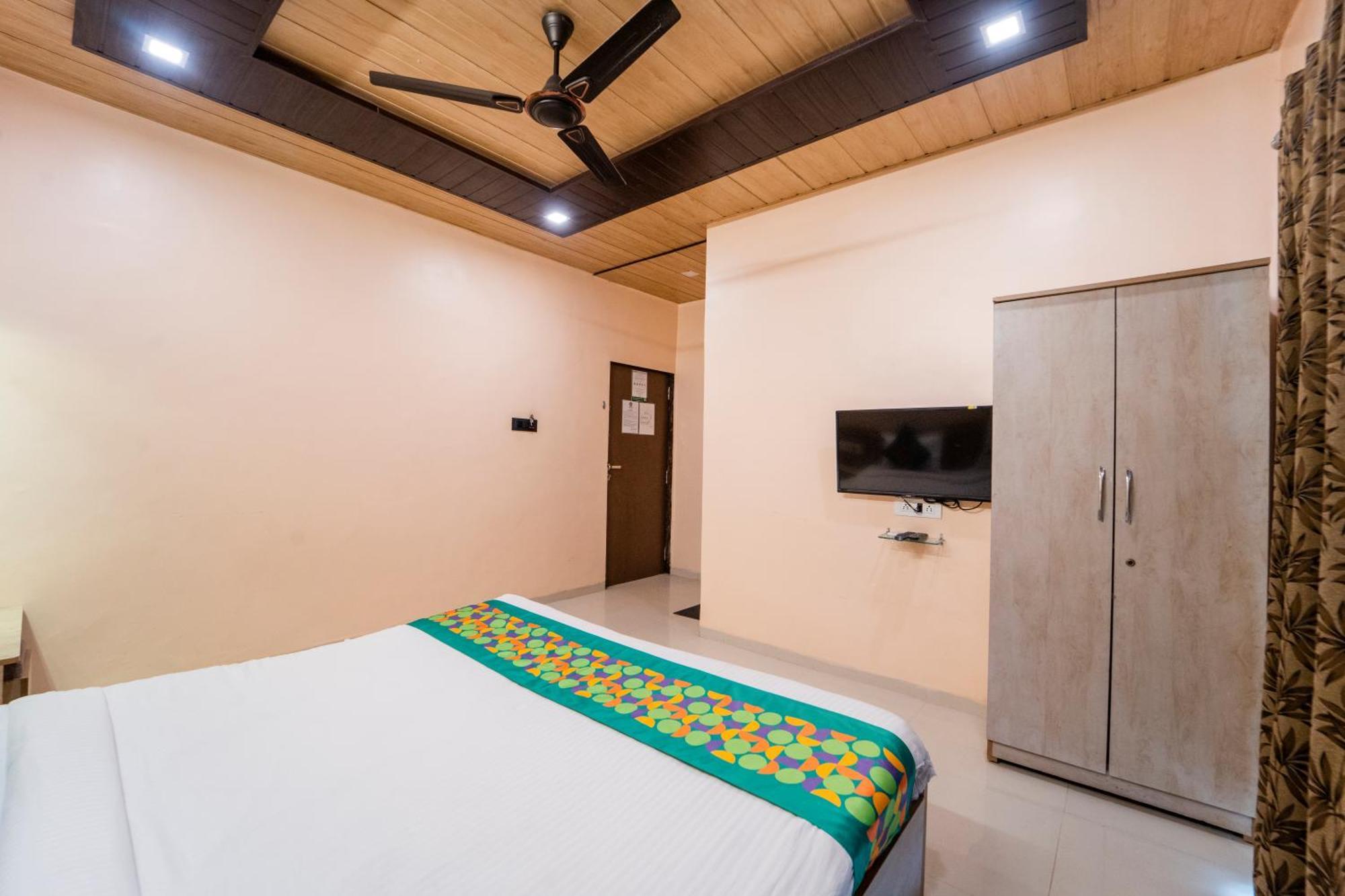 Hotel Treebo Iceberg à Mahābaleshwar Extérieur photo