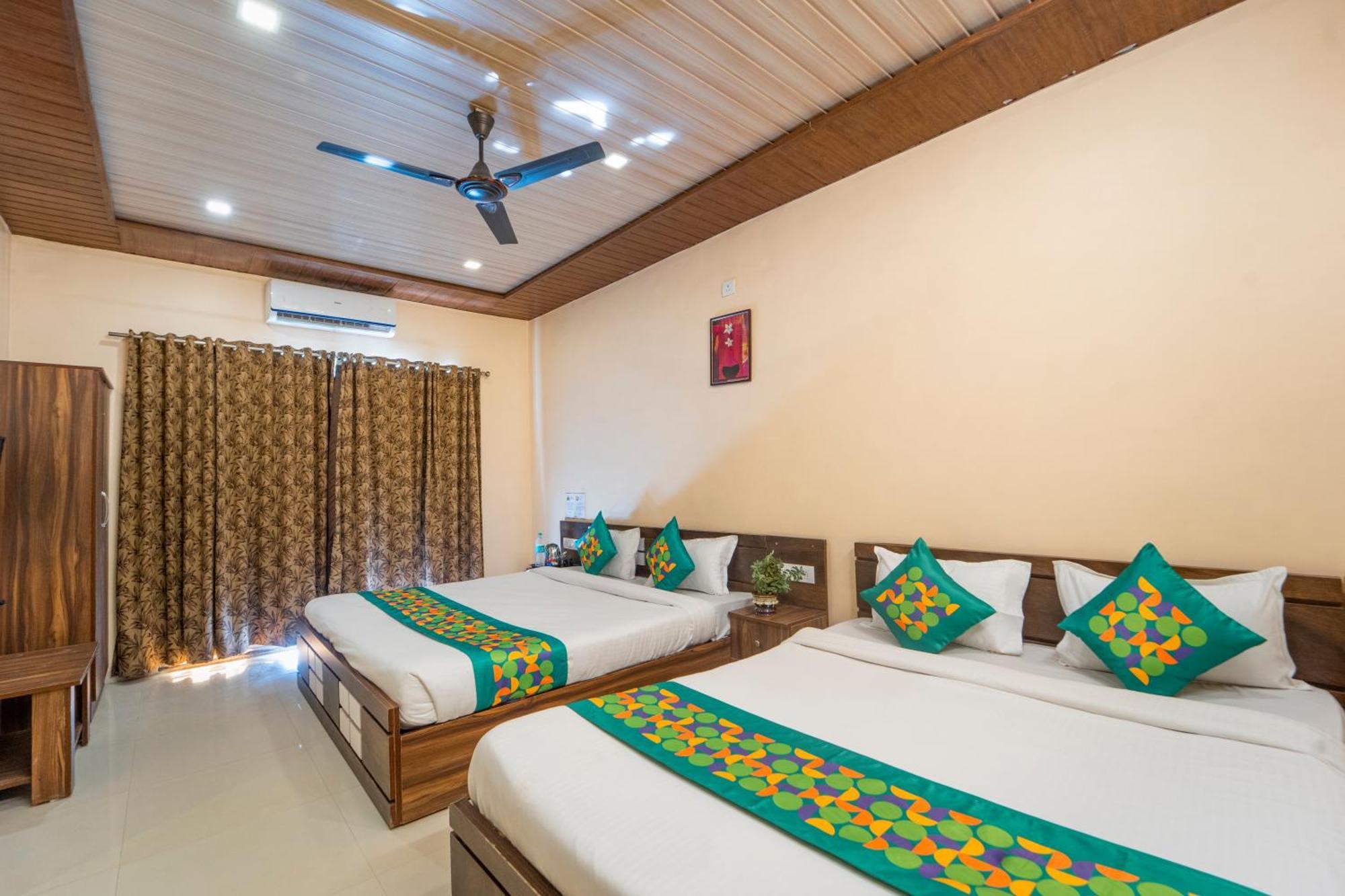 Hotel Treebo Iceberg à Mahābaleshwar Extérieur photo