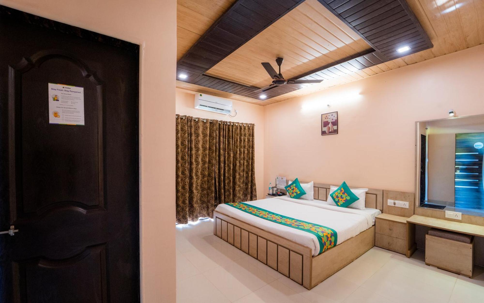 Hotel Treebo Iceberg à Mahābaleshwar Extérieur photo