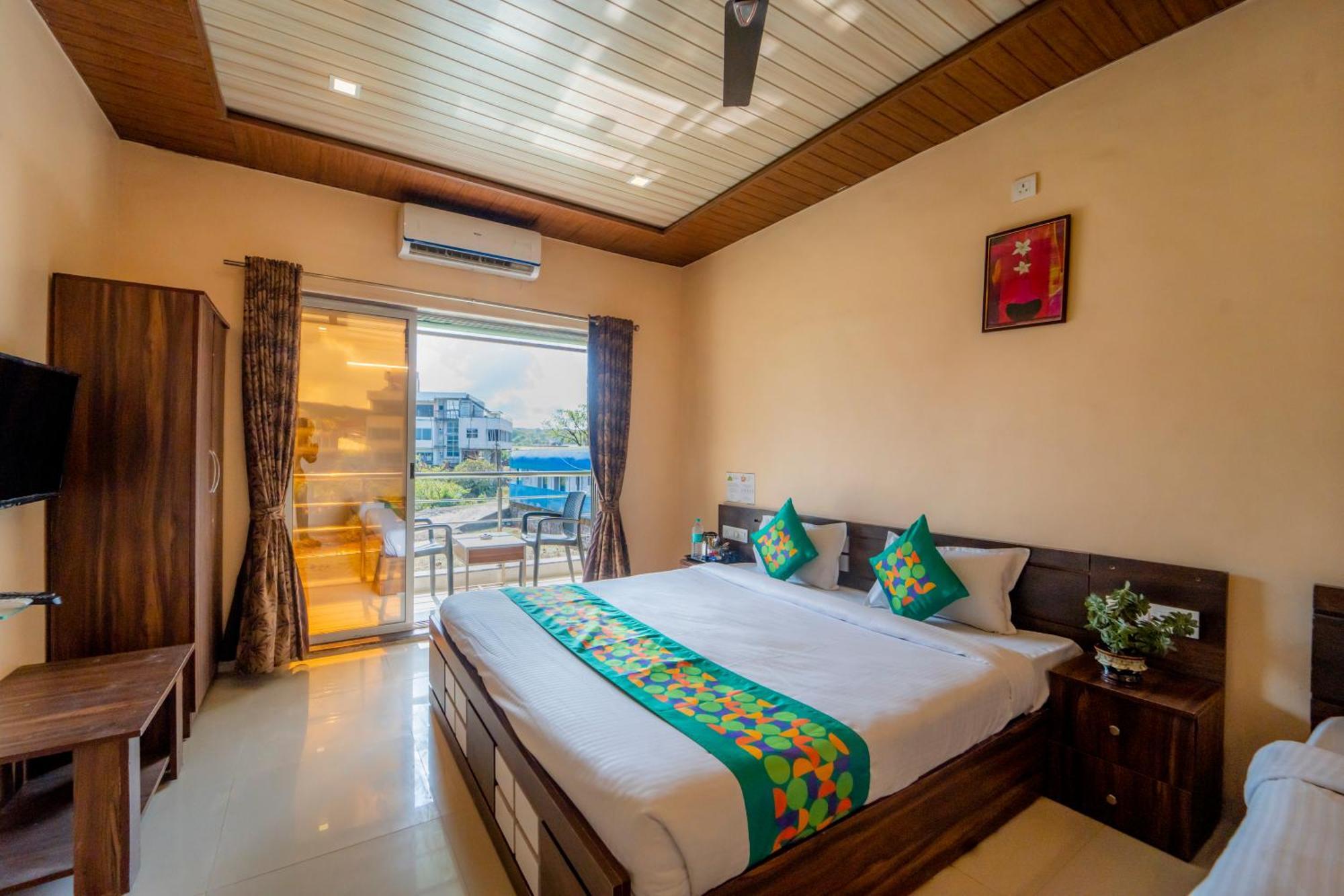 Hotel Treebo Iceberg à Mahābaleshwar Extérieur photo